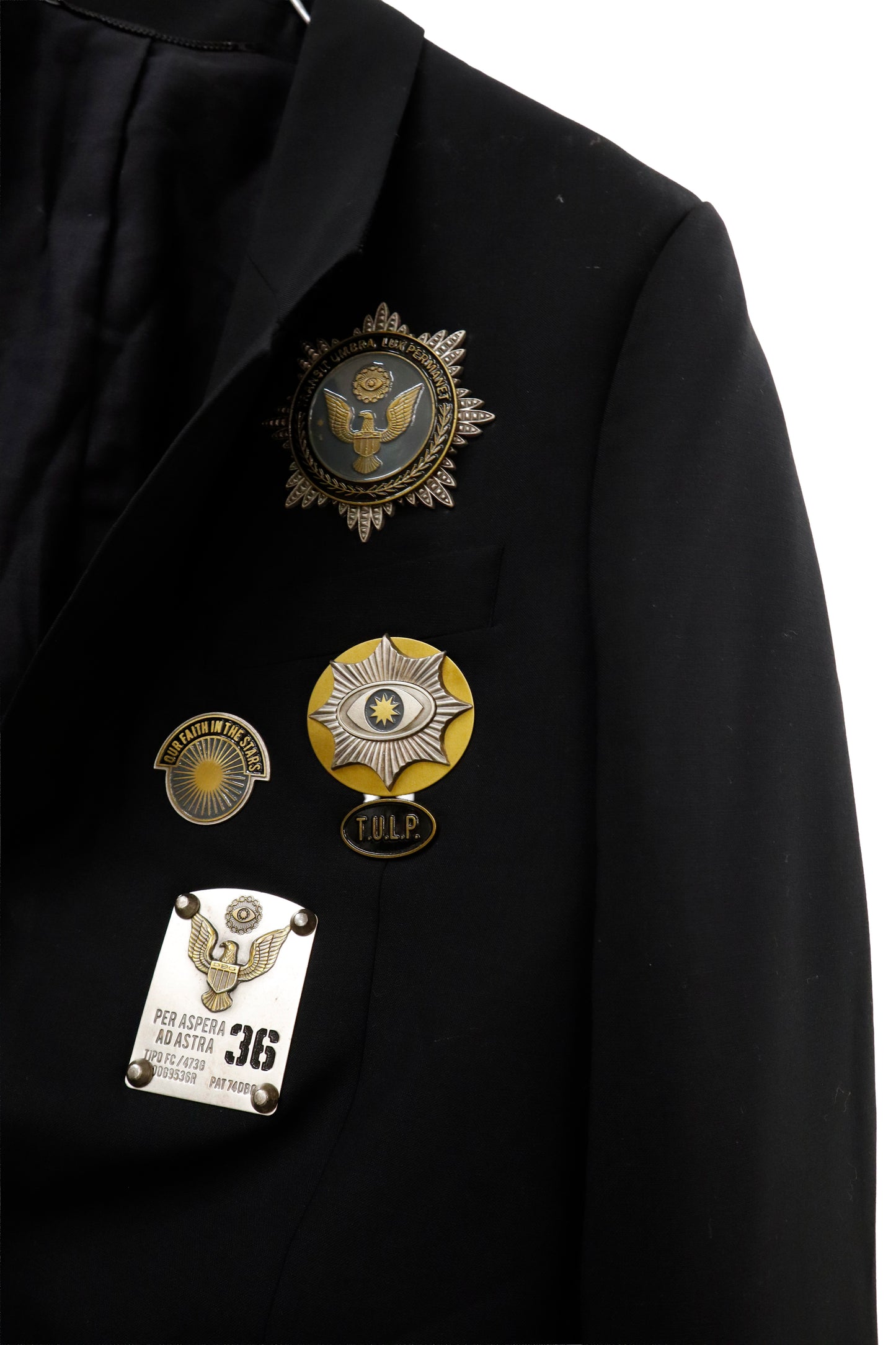 Badge-Embellished Tailored Blazer /U-［2601-057］