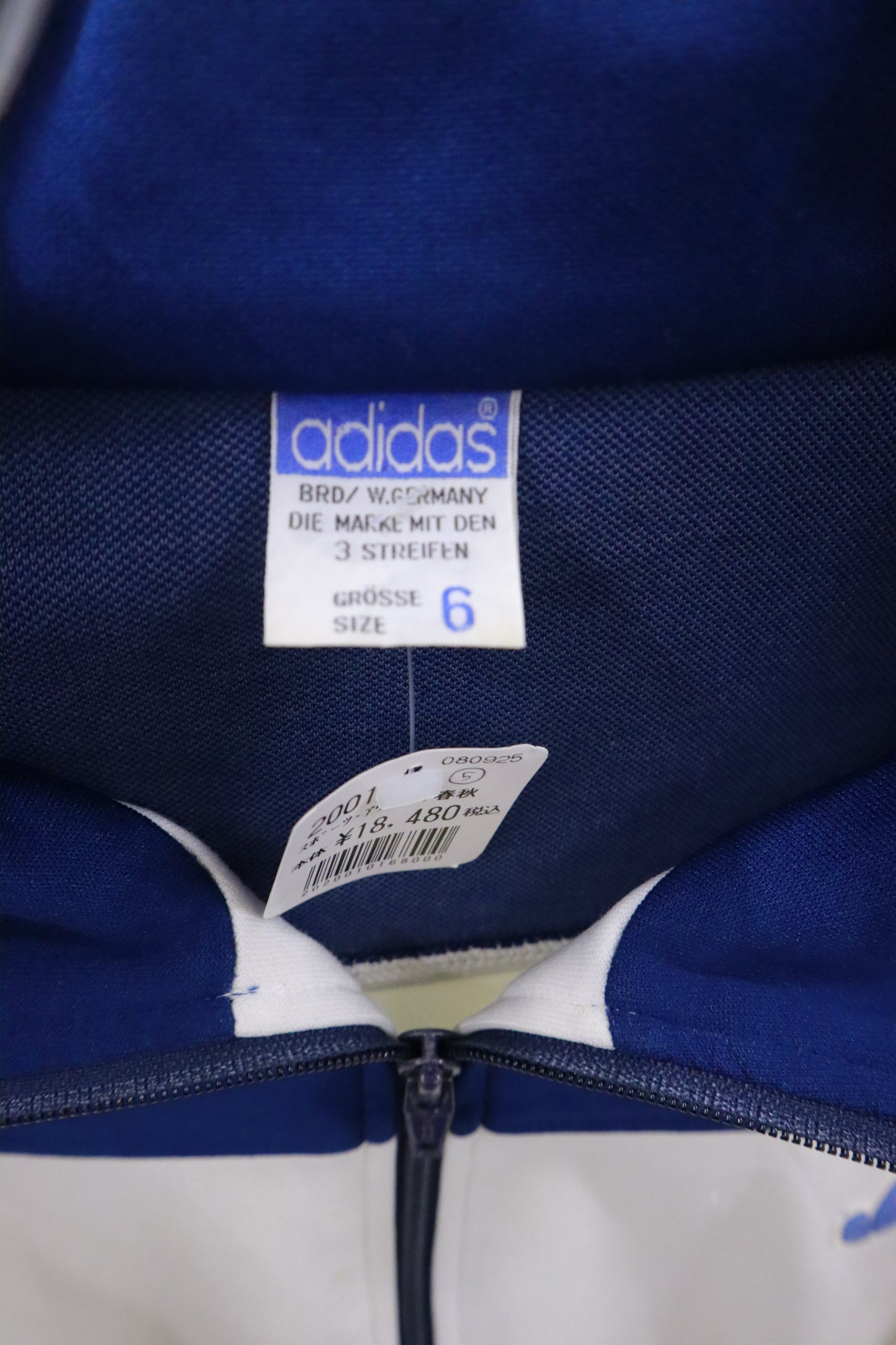 70's adidas from DESCENTE made in W.GERMANY/NV-［2511-043］