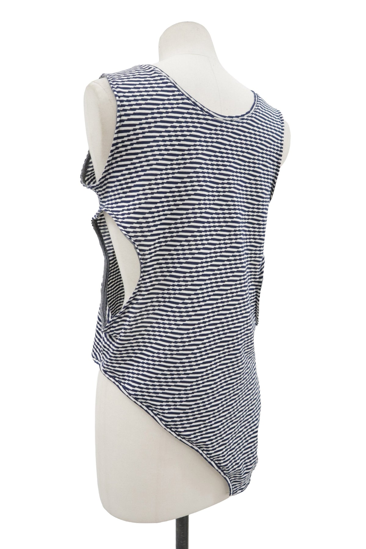 asymmetry tops/RM-［2608-046］