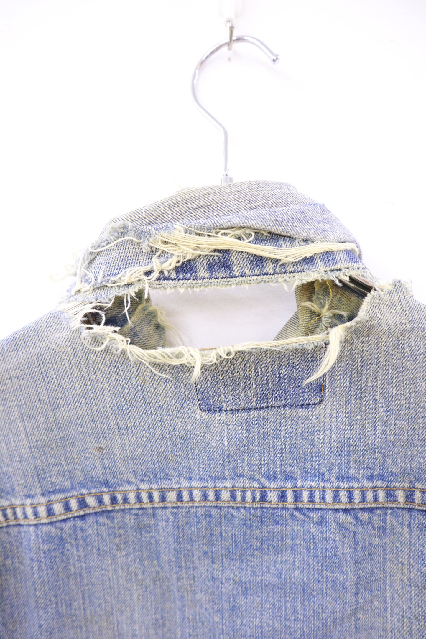 60's LEVI'S 70505 denim jacket 「ボタン裏52」/NV-［2511-103］