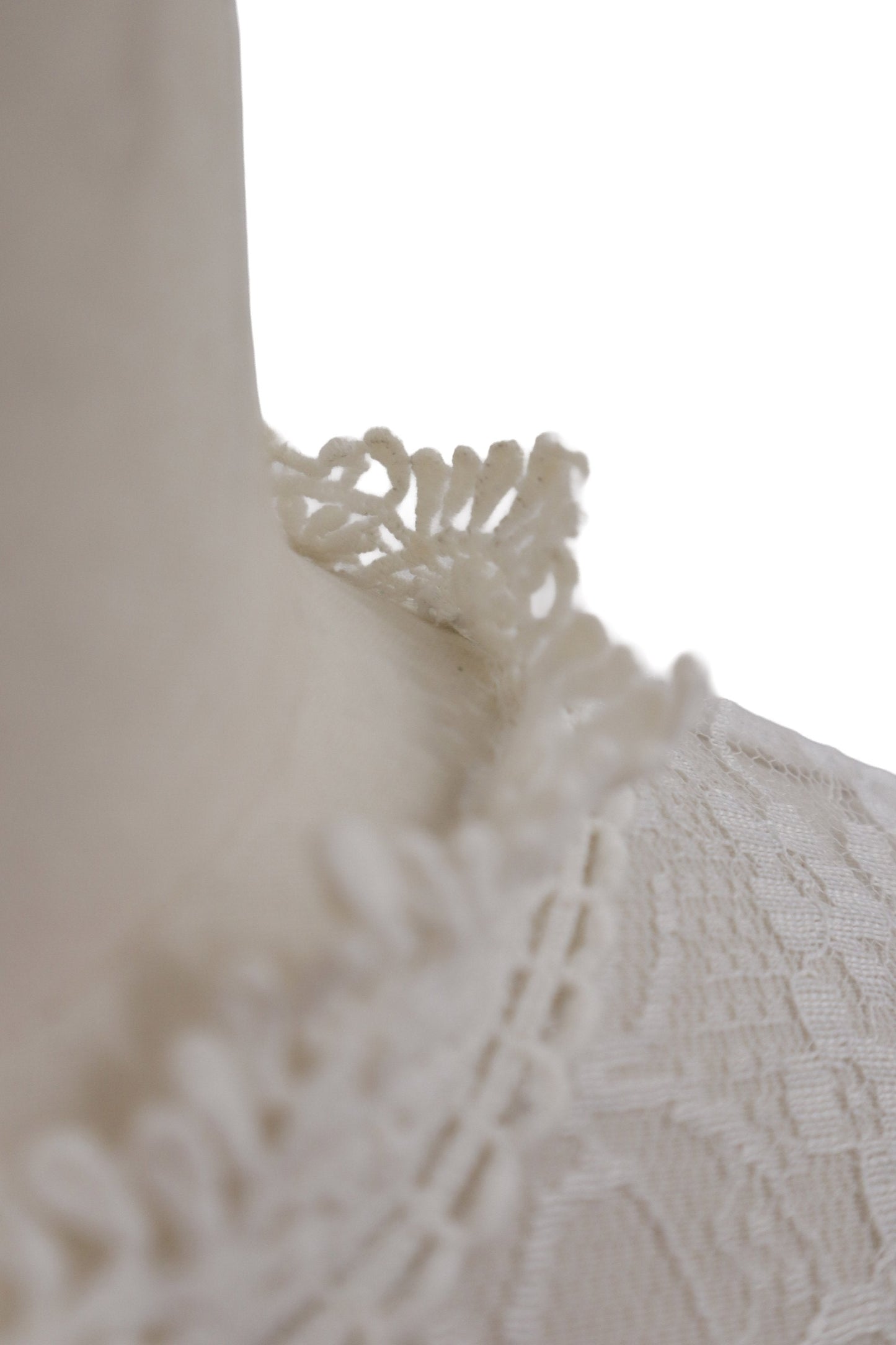 lace mock neck top/RM-［2607-020］